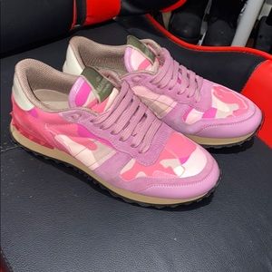 Valentino Sneakers